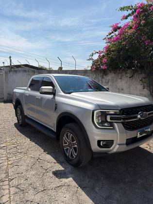 FORD RANGER 3.0 V6 TURBO DIESEL CD XLT 4X4 AUTOMÁTICO FORD RANGER 3.0 V6 TURBO DIESEL CD XLT 4X4 AUTOMÁTICO